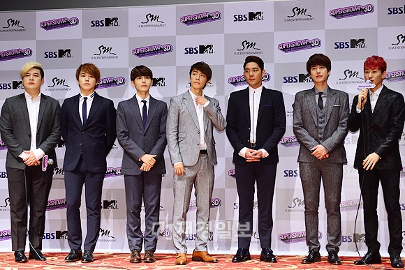 SUPER JUNIORのワールドツアーコンサートの模様をおさめた『SUPER SHOW4 3D』のプレミアム試写会が6日行われた。