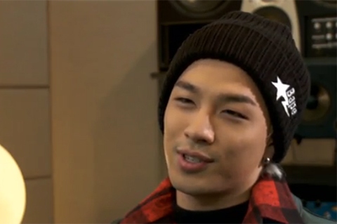 BIGBANGのSOL(テヤン)が米音楽専門ケーブルFUSE TVとのインタビューで彼特有の謙虚さを見せ、注目を集めている。写真＝YGエンターテインメント