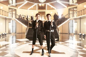 東方神起の7thアルバムタイトル曲「Something」の振り付け解説映像が公開された。写真＝SMエンターテインメント