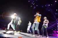 初めての中南米ツアーで大反響を得ている韓国のアイドルグループSHINeeが、メキシコに続いてチリ公演も盛況裡に終えた。写真＝SMエンターテインメント