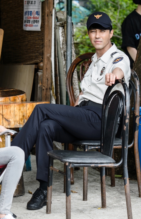 俳優チャ・スンウォンが、SBS水木ドラマ「君たちは包囲された」を終え、自身の感想を伝えた。写真＝YGエンターテインメント
