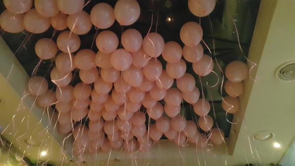 JYJのキム･ジュンスが12月15日に誕生日を迎え、バースデーパーティーの様子を公開した。写真：ジュンスのツイッター