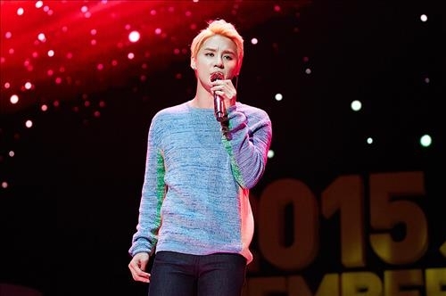 アイドルグループJYJのキム・ジュンス(28)が11月にソロコンサートを開くと所属事務所C-JeSエンターテインメントが今月24日に明らかにした。