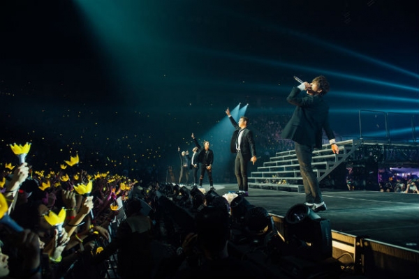 BIGBANGの2度目となる大規模北米コンサートツアーが相次いで売り切れとなり、米国でも熱い人気をアピールした。写真：YGエンターテインメント