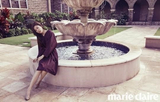 女優キム・ハヌルが優雅な春の女神に変身した。写真：『marie claire』