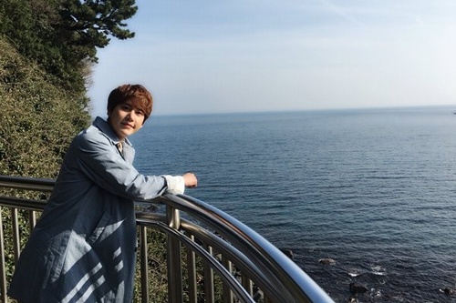 SUPER JUNIORのキュヒョンが、韓国済州(チェジュ)島で撮った自身の写真を公開した。写真：キュヒョンのツイッター